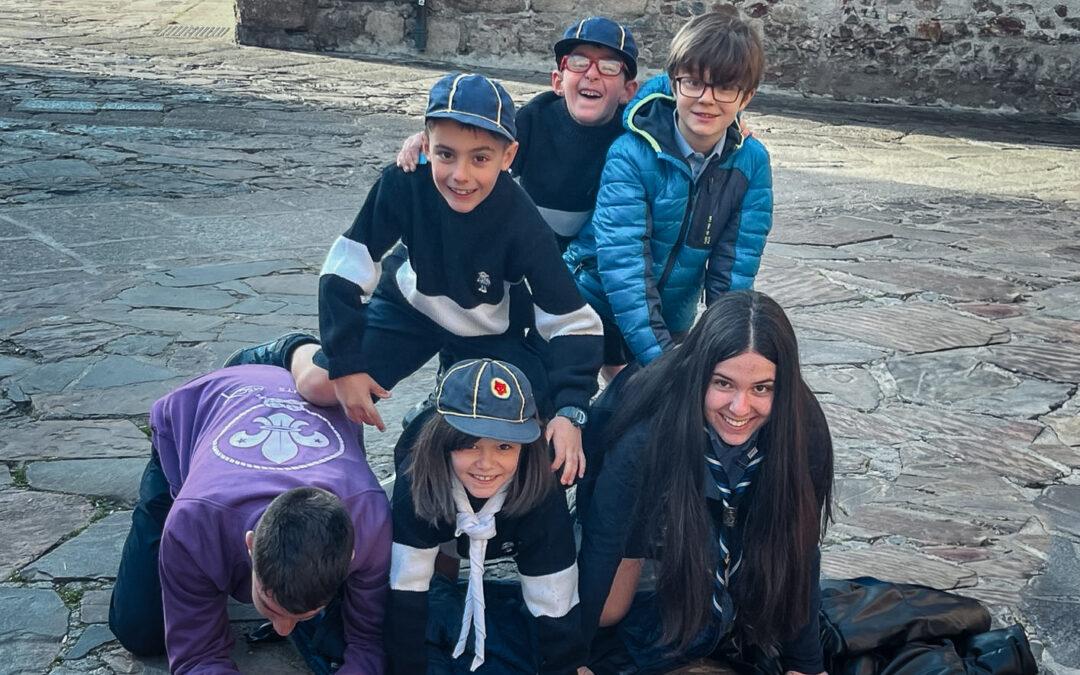 Los Grupos Scouts Sant Yago y Alezeia celebran juntos un Juego de Ciudad