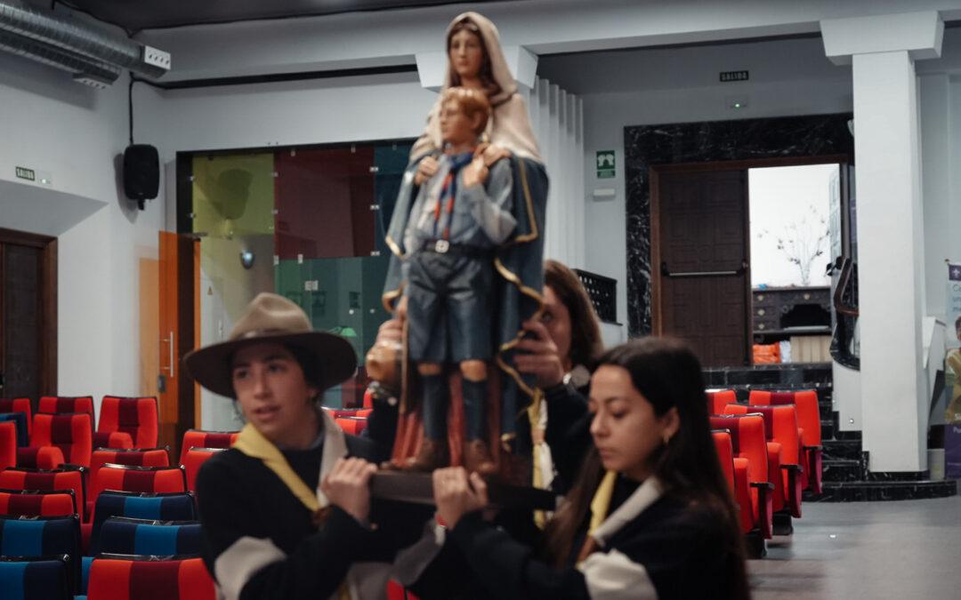 Laudes con María, madre de los Scouts